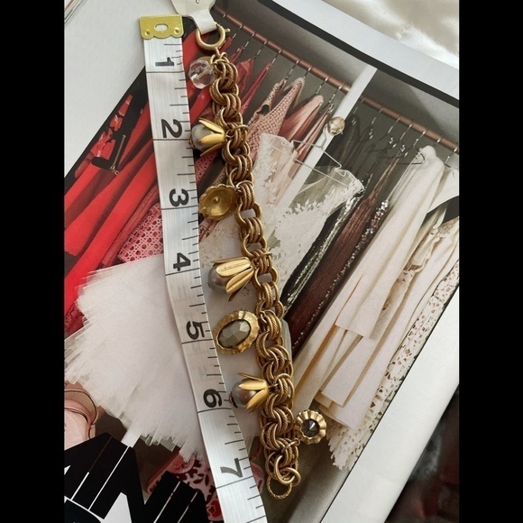 New- pretty bracelet - Picture 4 of 4